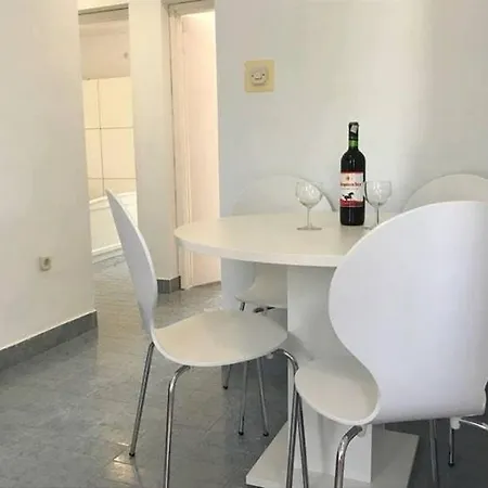 With A Parking Space Pirovac, Sibenik - 13977 Apartament Pirovac