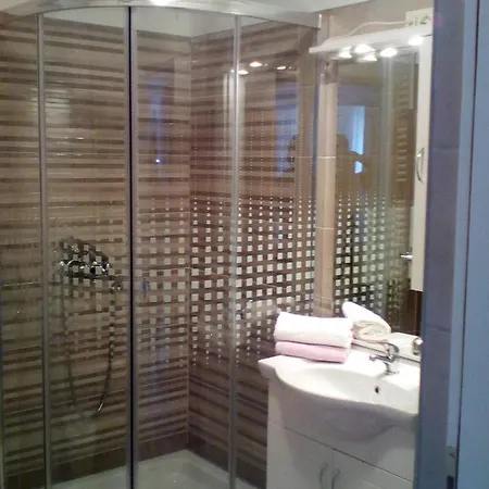 Apartament With A Parking Space Pirovac, Sibenik - 13977 Pirovac