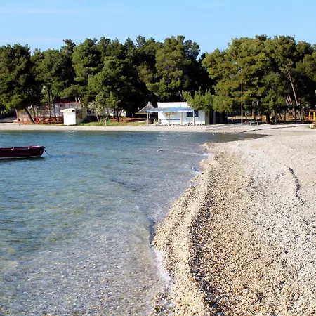 With A Parking Space Pirovac, Sibenik - 13977 * 皮罗瓦茨